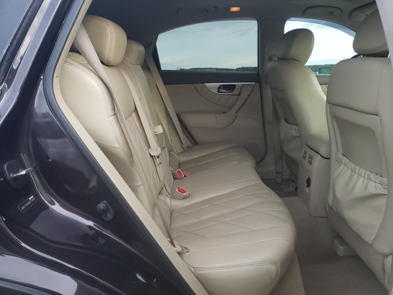 2011 Infiniti FX - Image 11