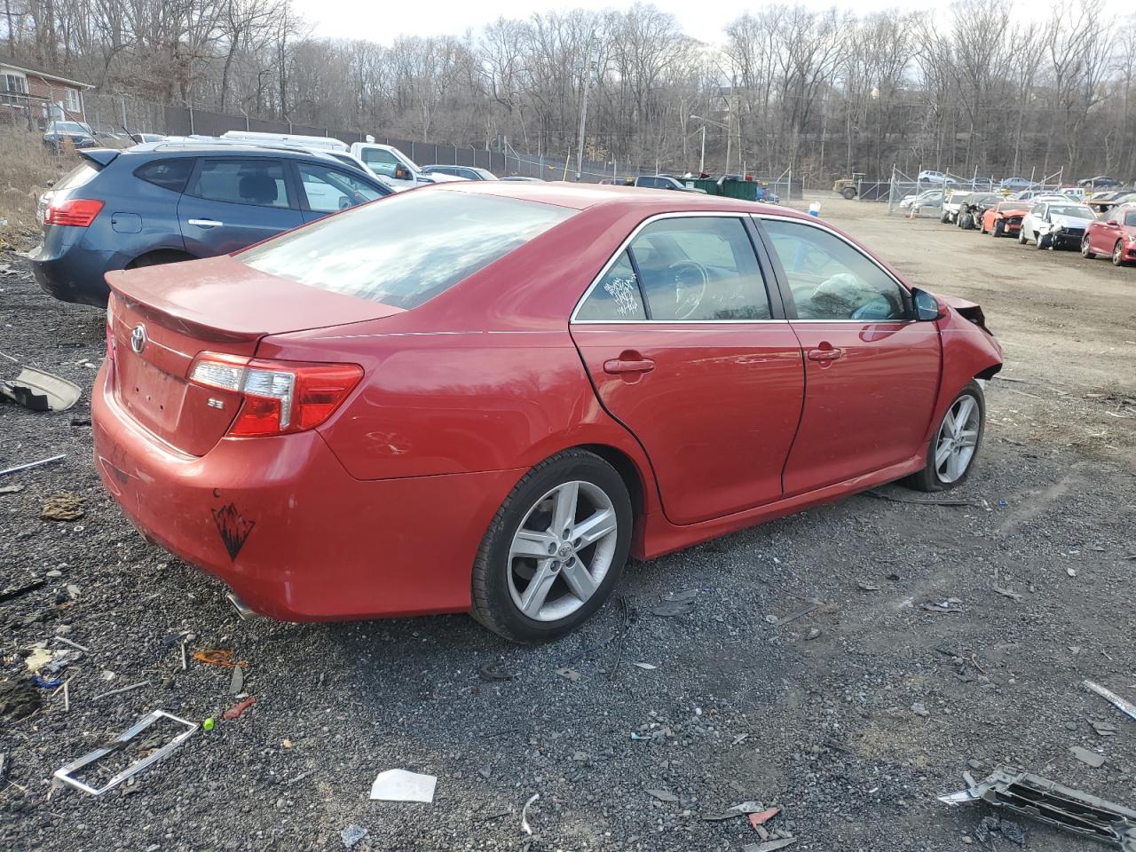 2014 Toyota Camry - Image 3