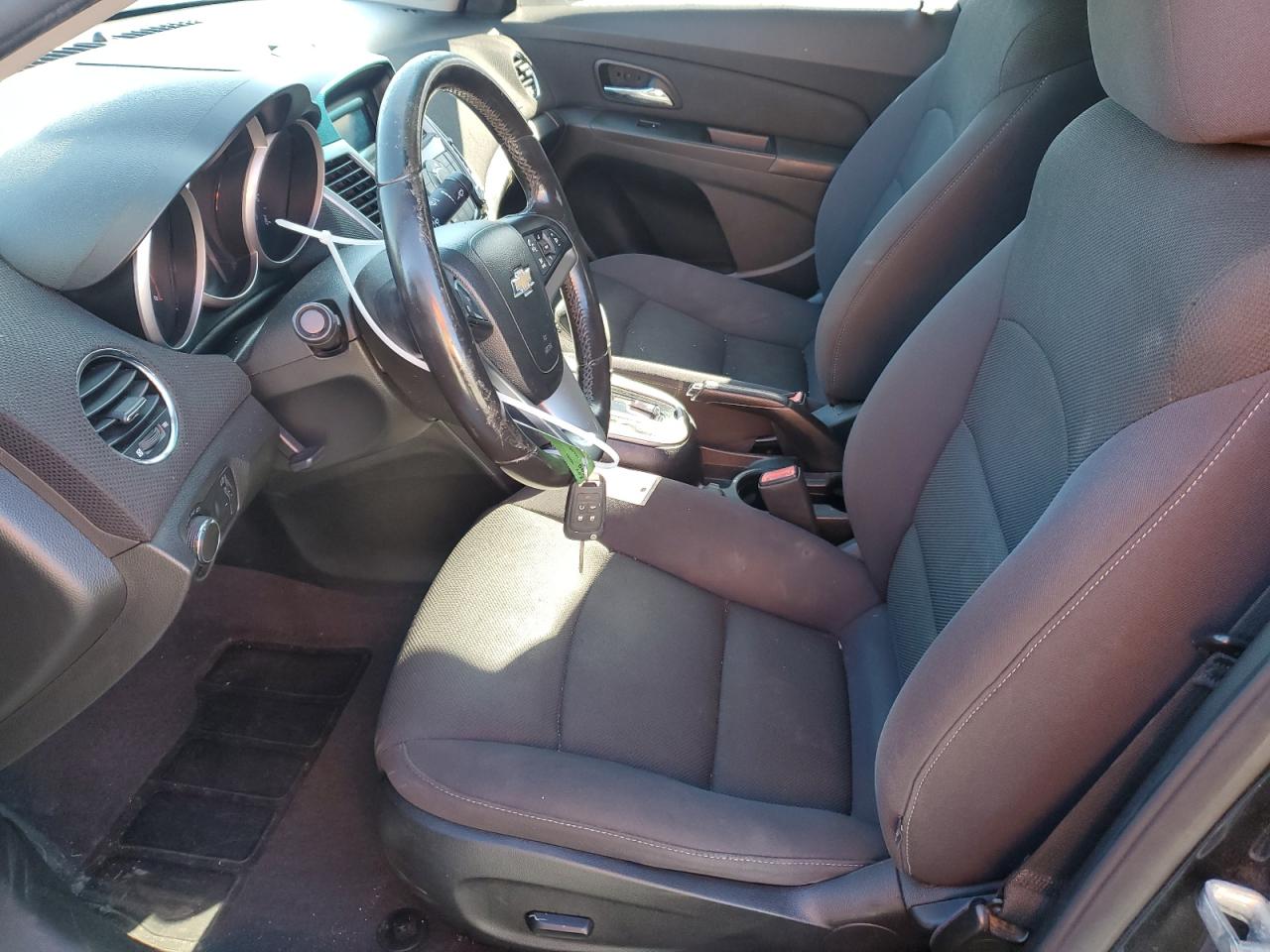 2012 Chevrolet Cruze - Image 7