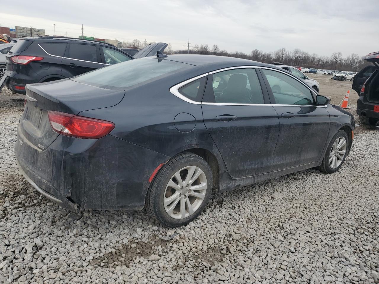 2016 Chrysler 200 - Image 3