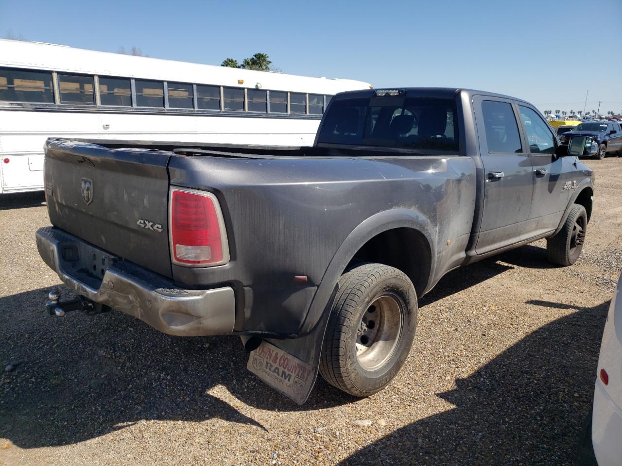 2018 RAM 3500 - Image 3