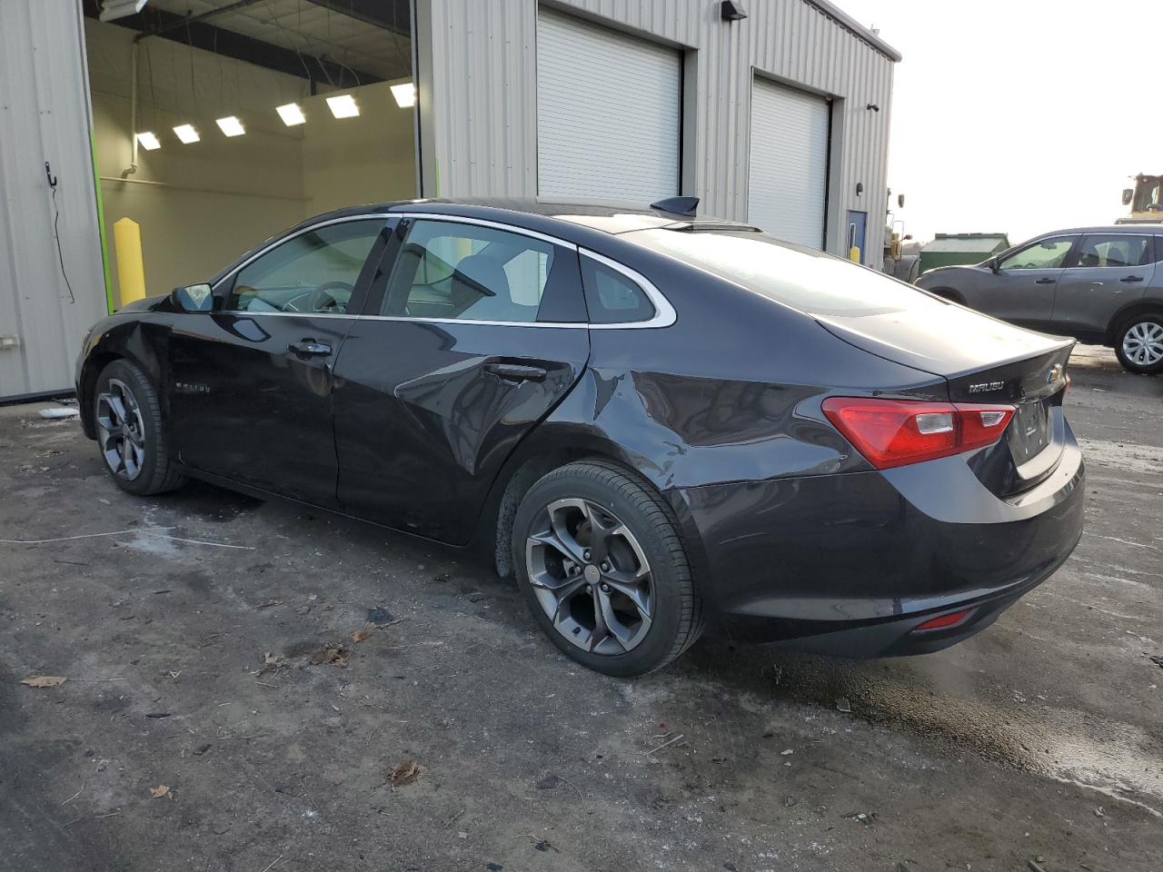 2023 Chevrolet Malibu - Image 2