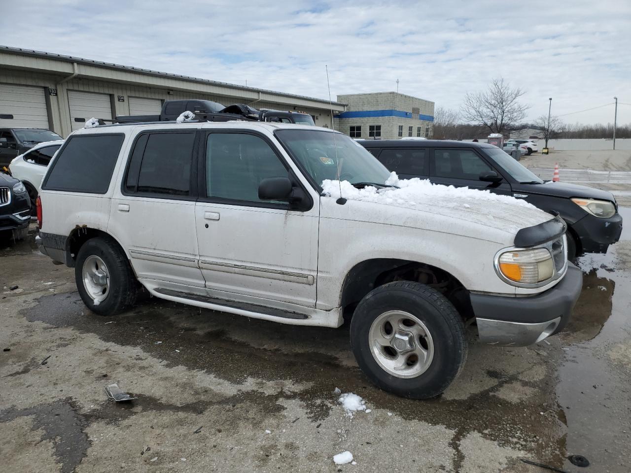 1999 Ford Explorer - Image 4