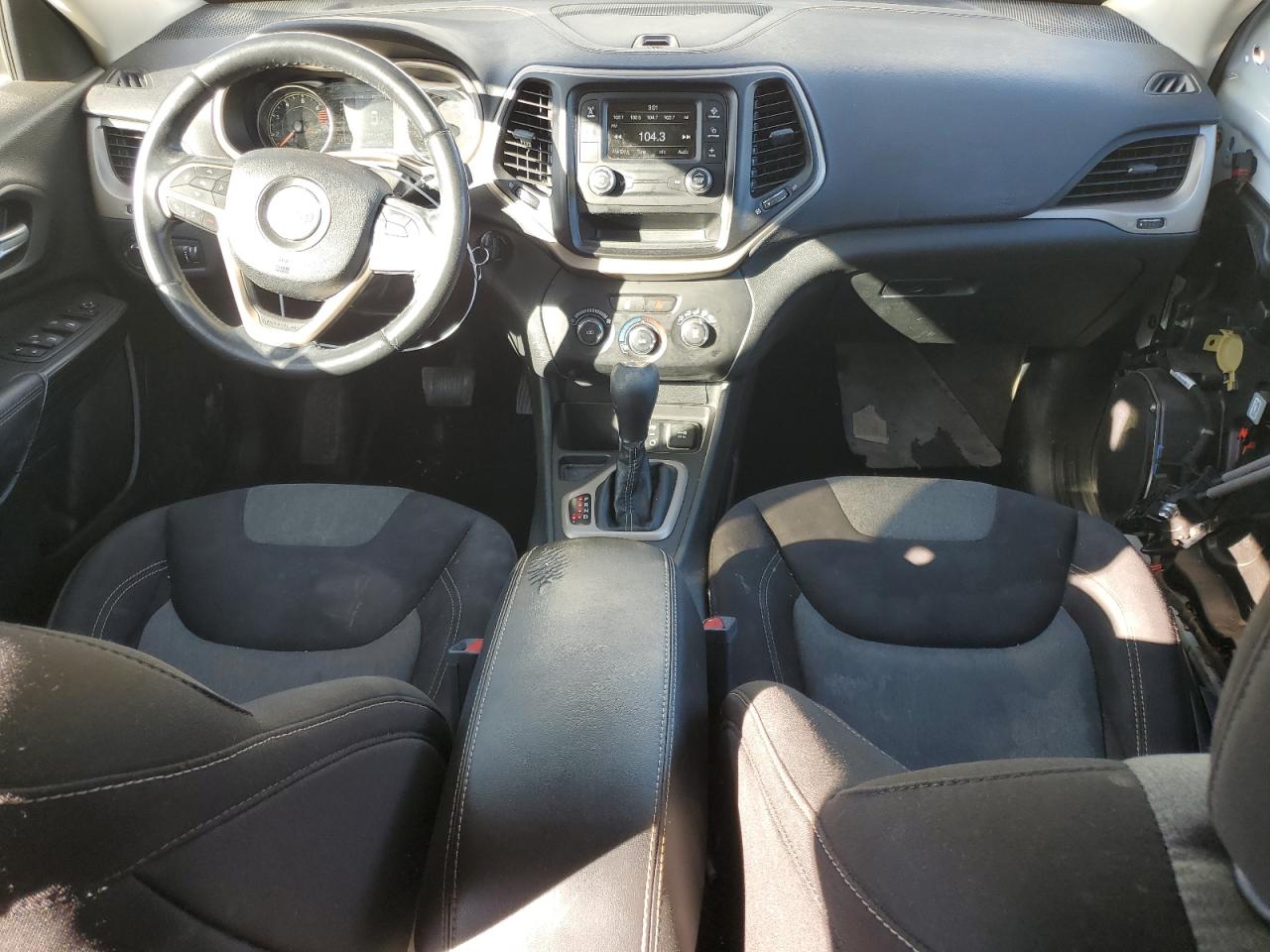 2016 Jeep Grand Cherokee - Image 8
