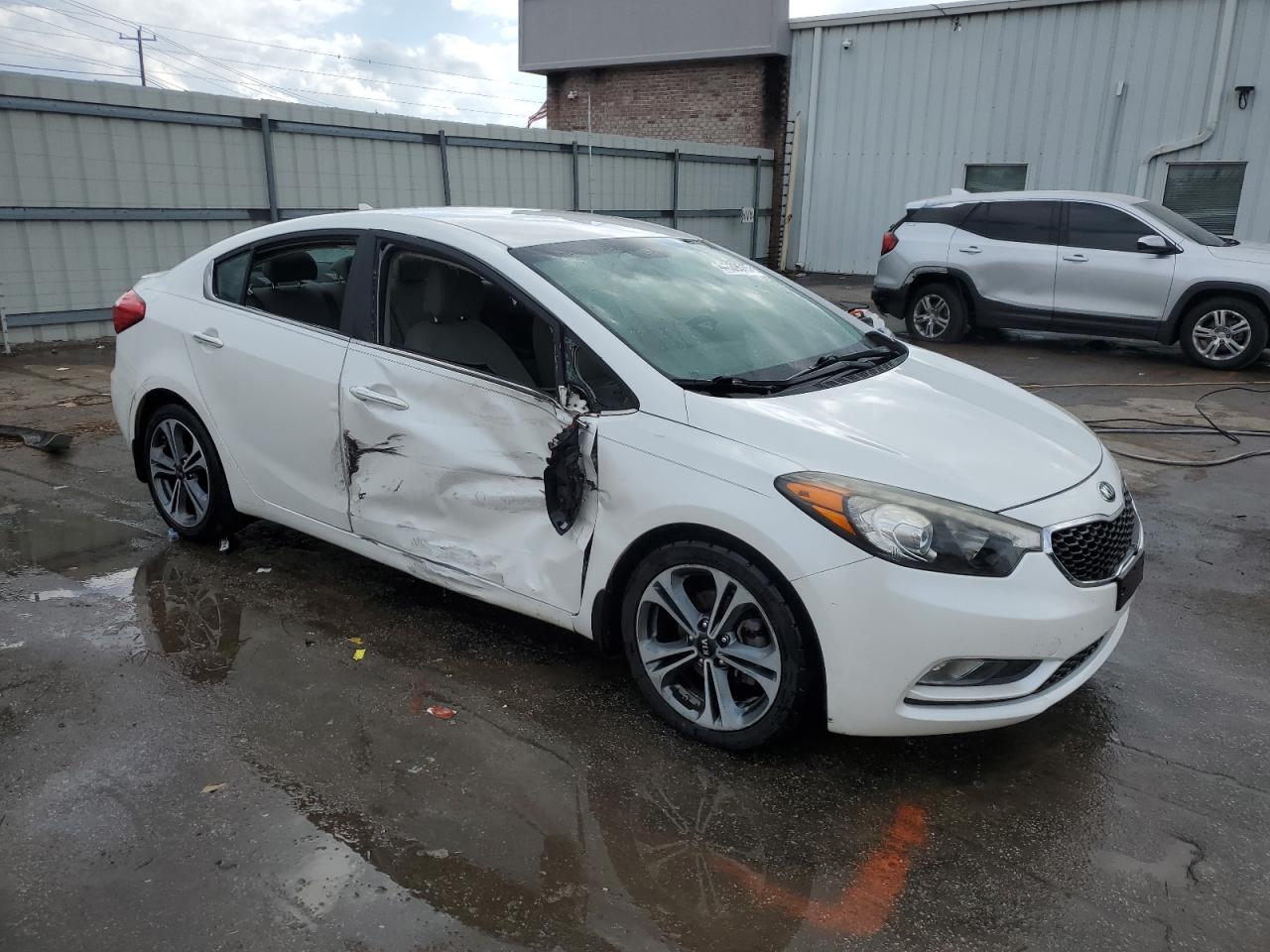 2016 Kia Forte - Image 4