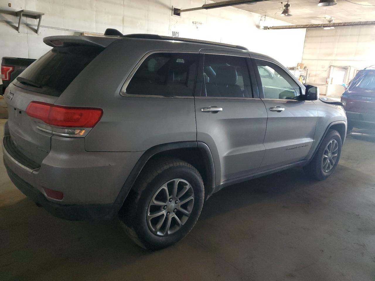 2014 Jeep Grand Cherokee - Image 3