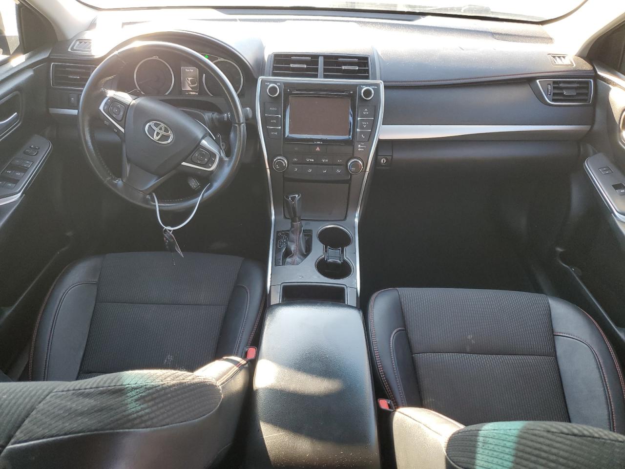 2016 Toyota Camry - Image 8