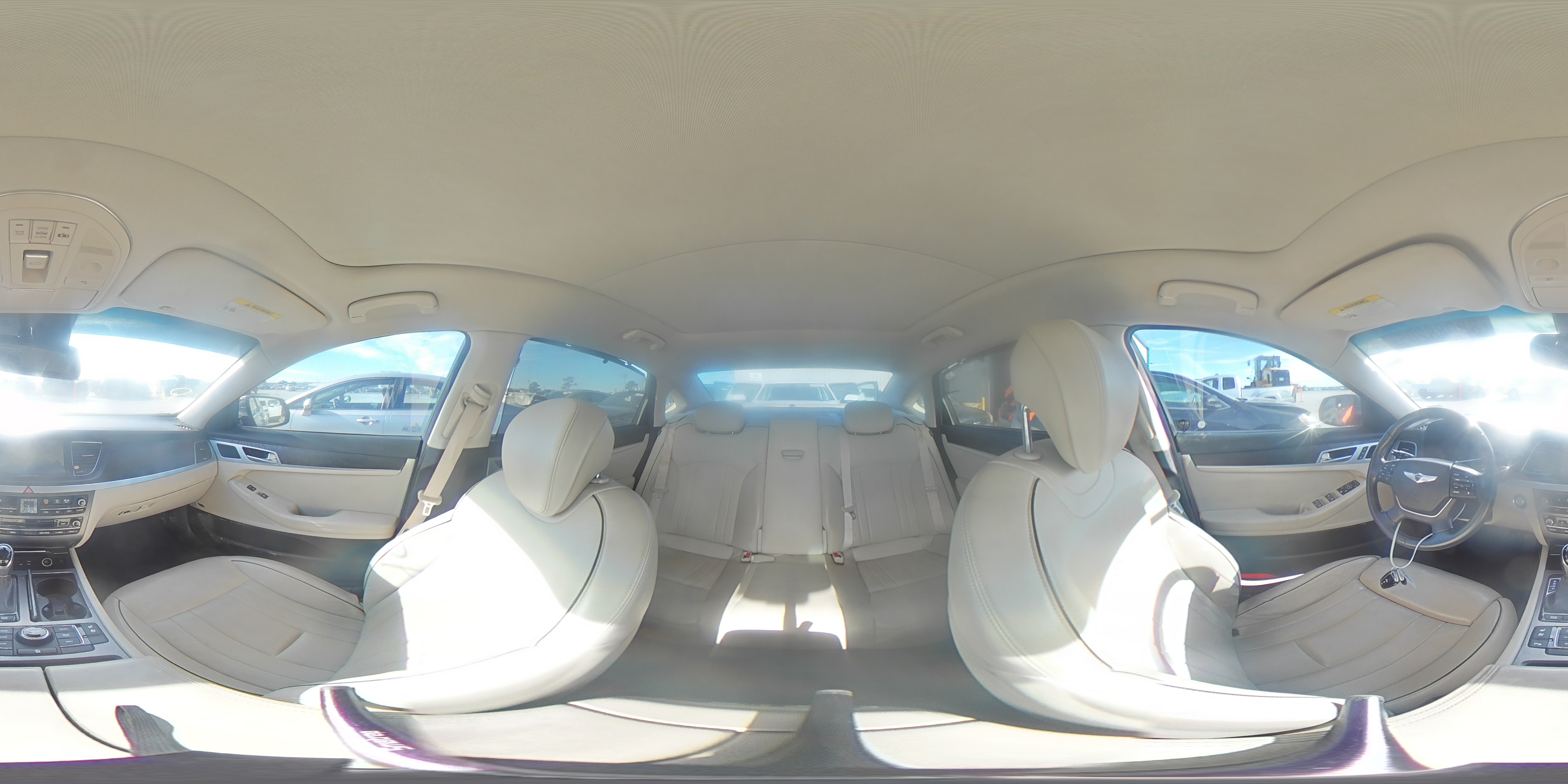 2015 Hyundai Genesis - Image 14