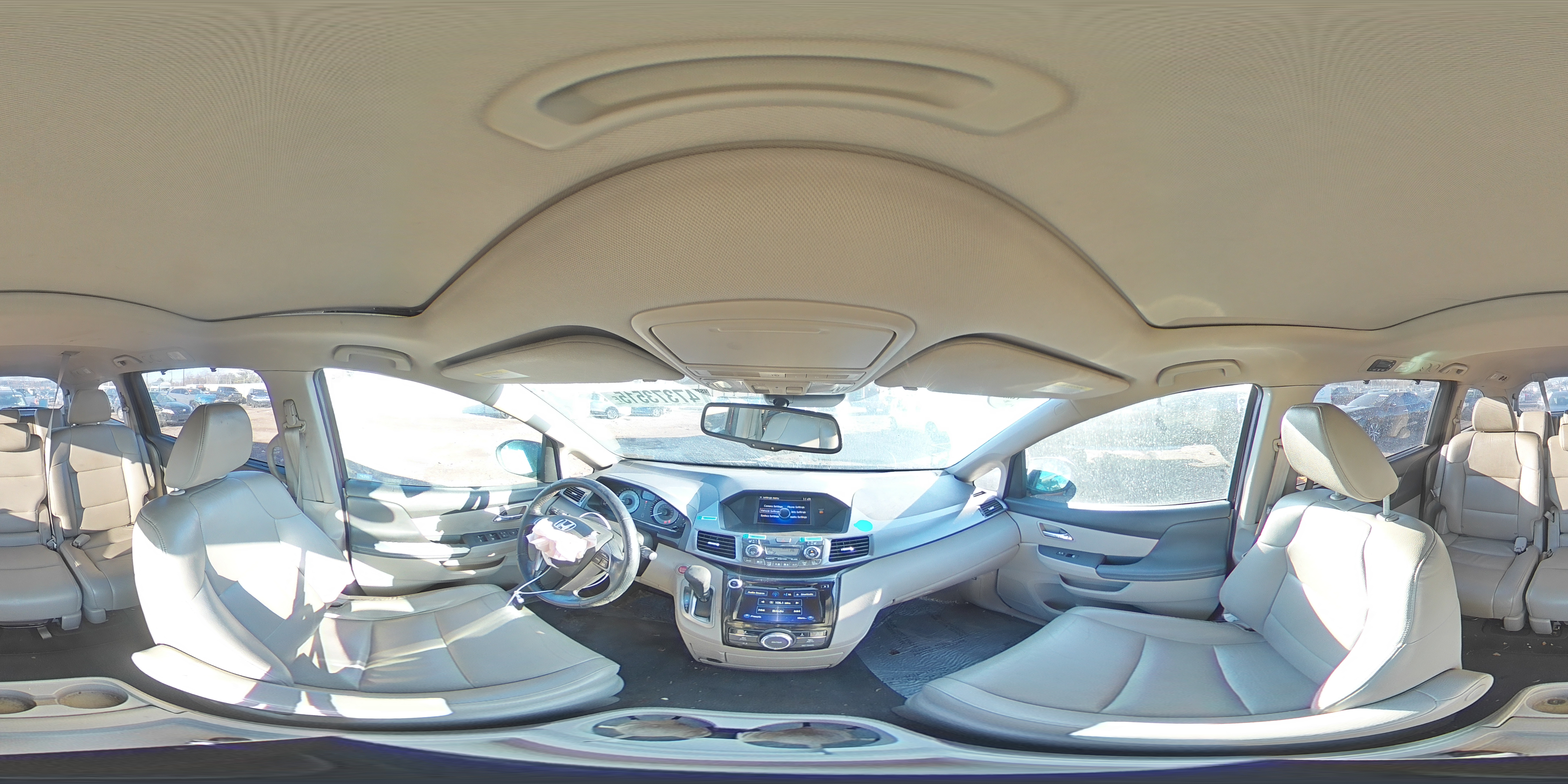 2014 Honda Odyssey - Image 13