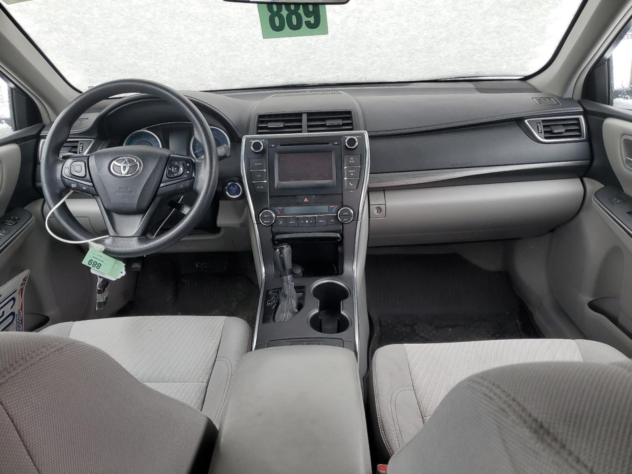 2016 Toyota Camry - Image 8