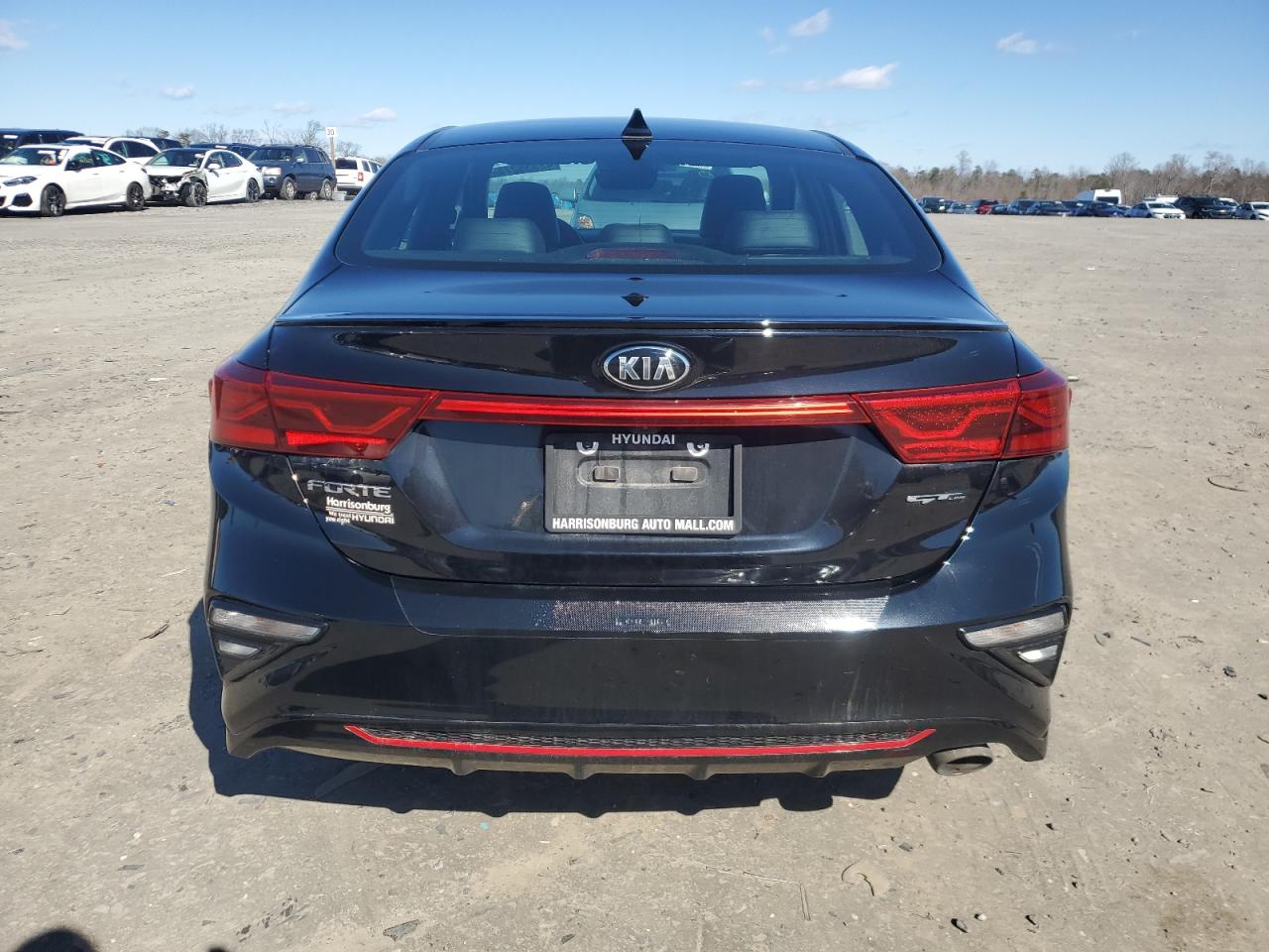 2021 Kia Forte - Image 6