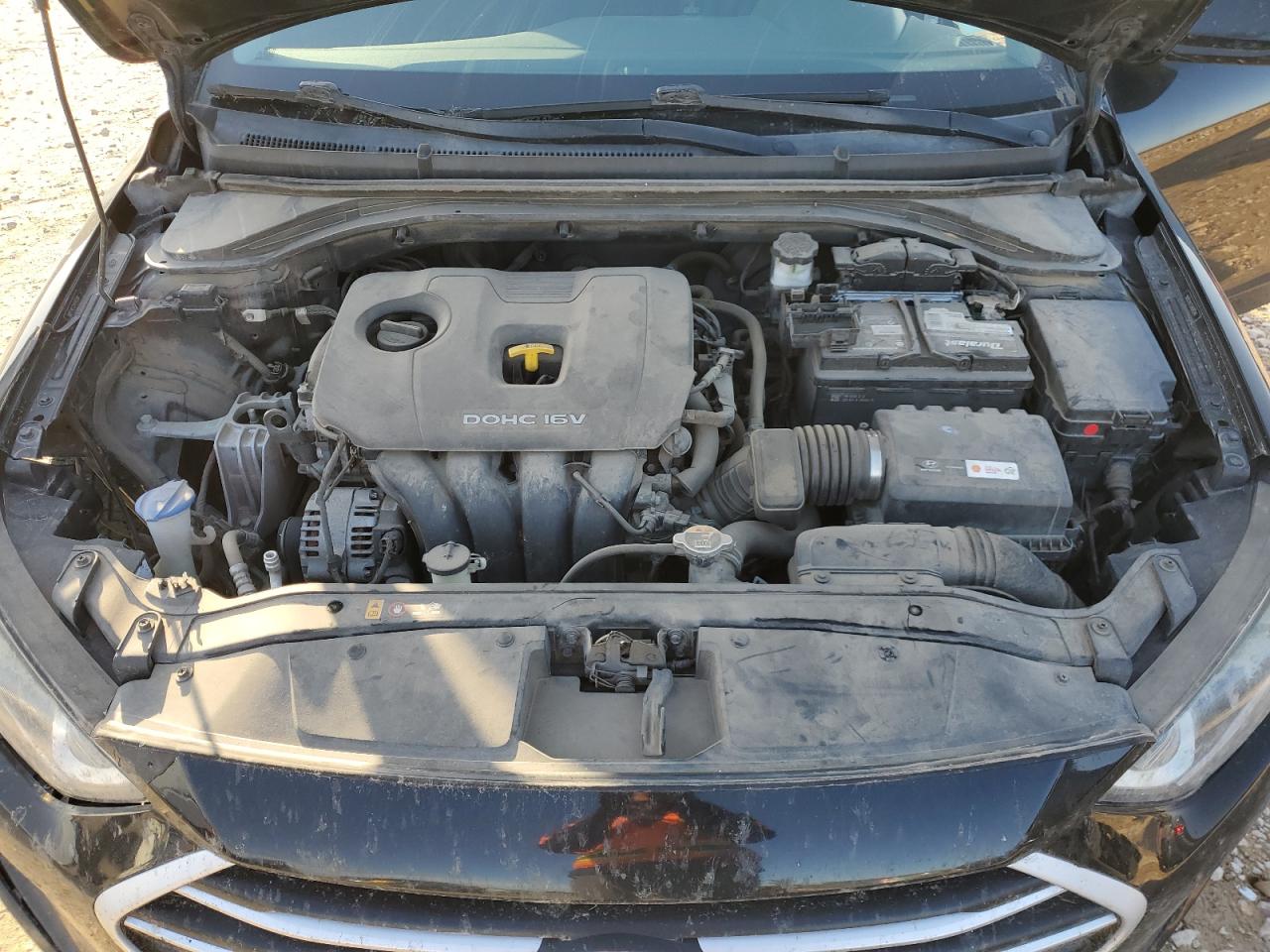 2018 Hyundai Elantra - Image 11