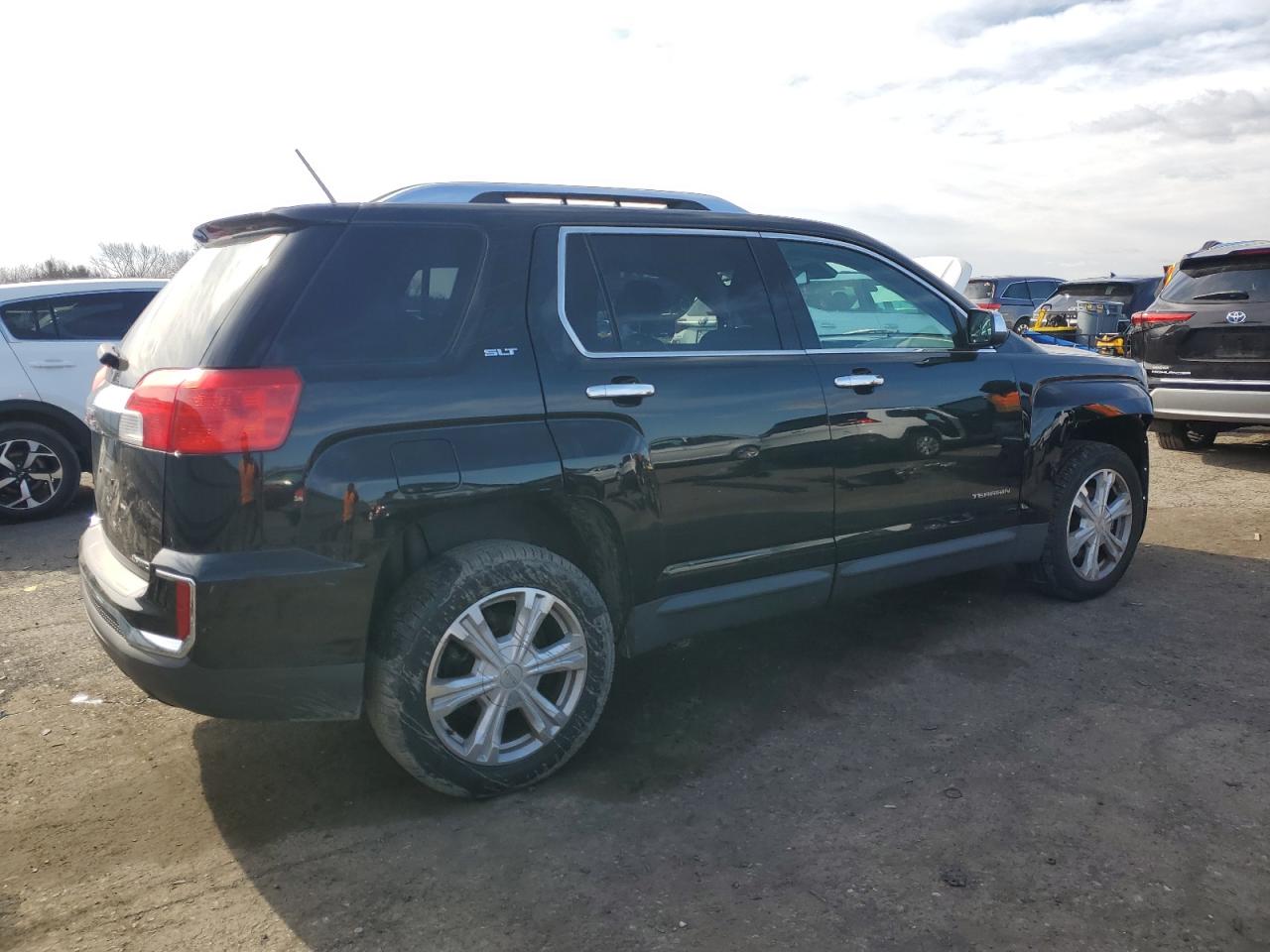 2017 GMC Terrain - Image 3