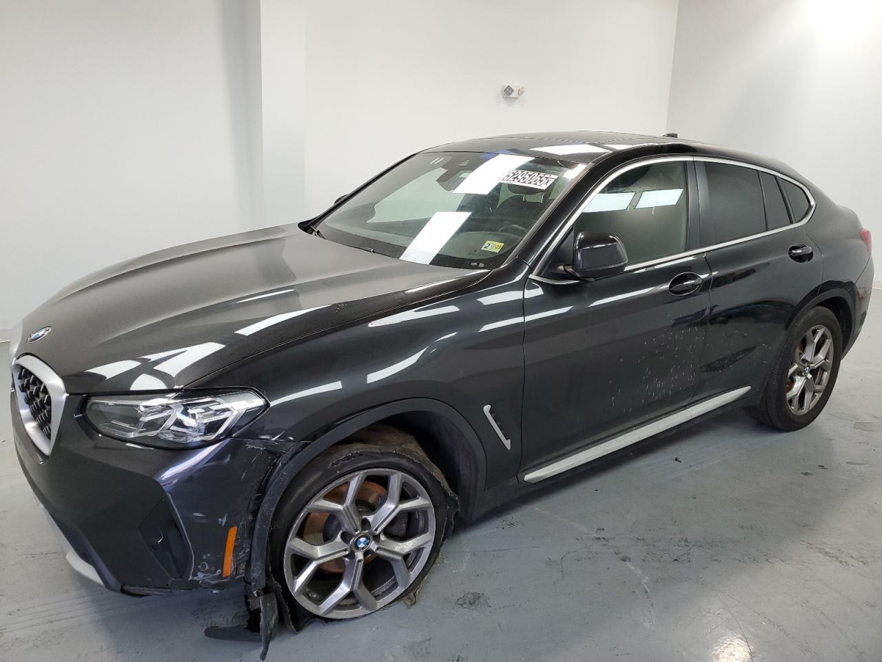2024 BMW X4 - Image 1