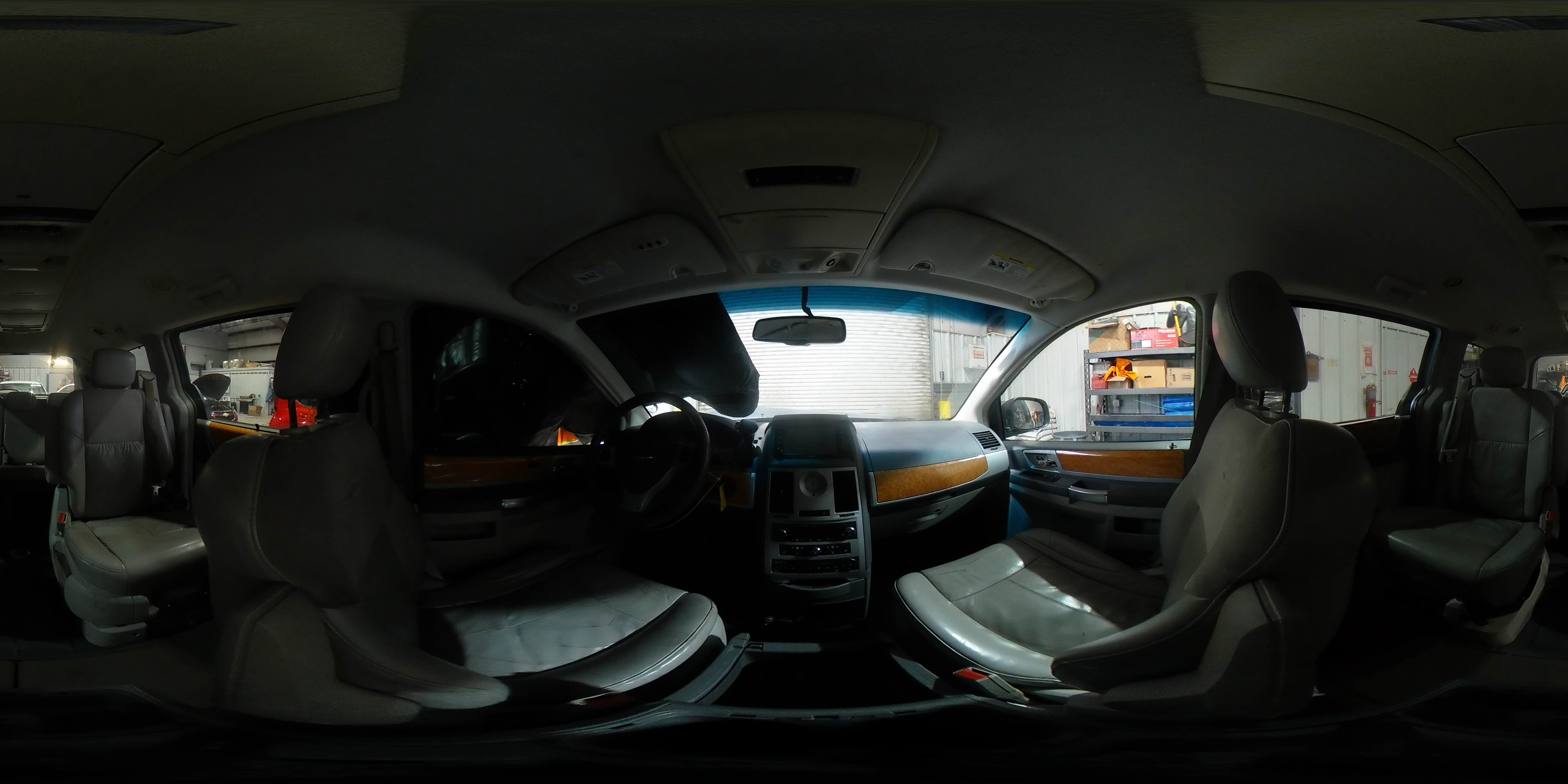 2008 Chrysler Town & Country - Image 14