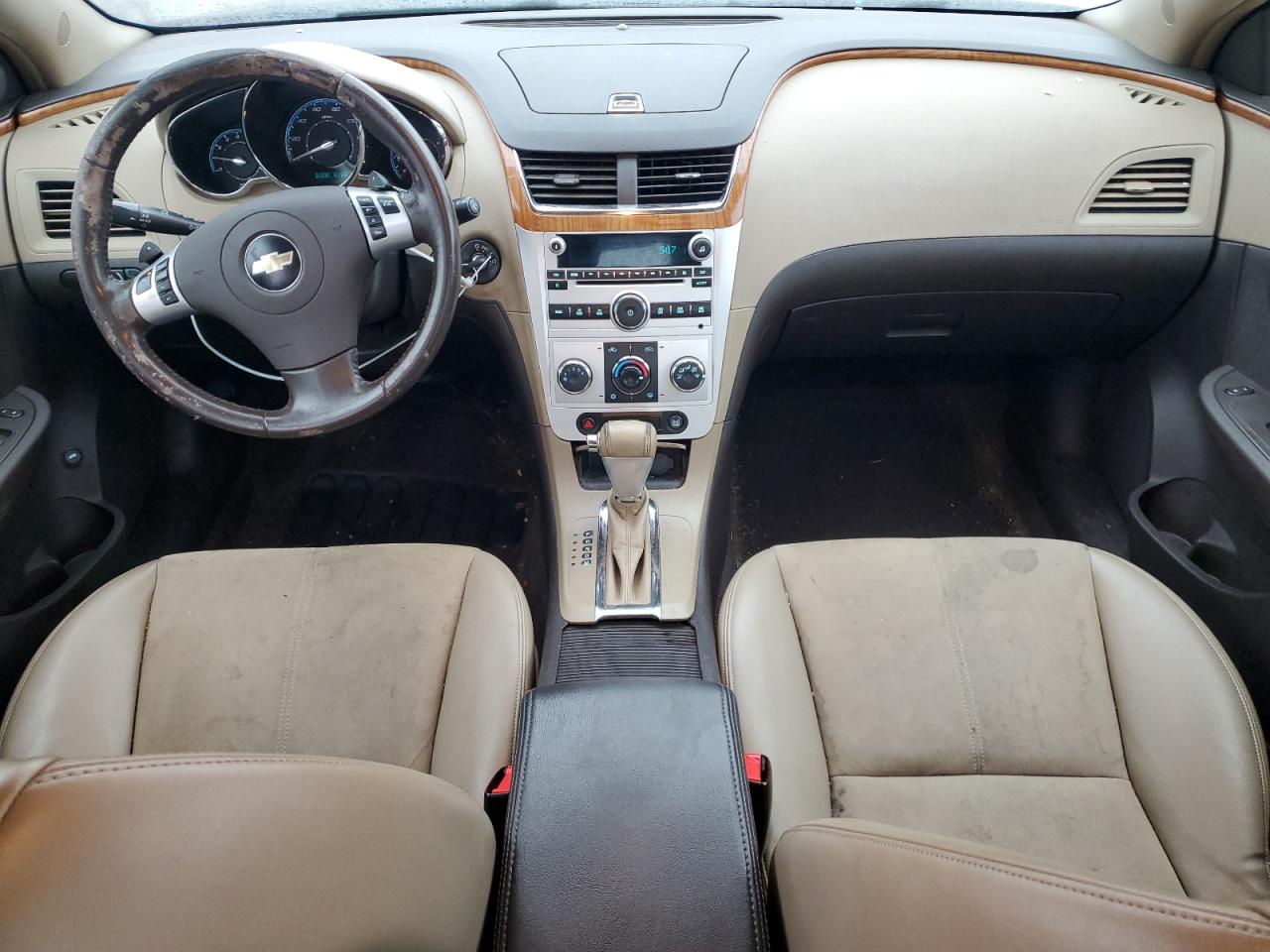 2009 Chevrolet Malibu - Image 8