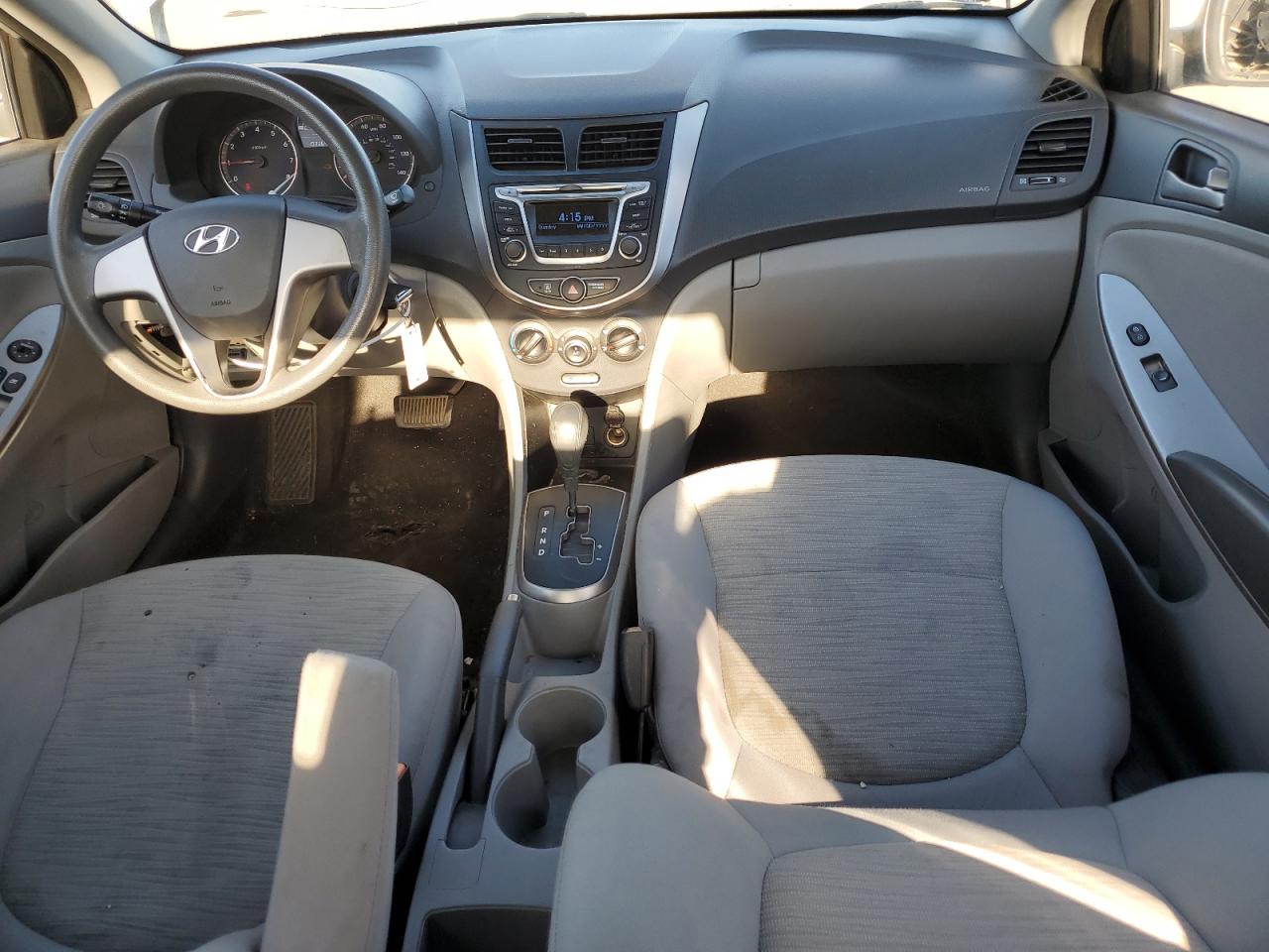2016 Hyundai Accent - Image 8