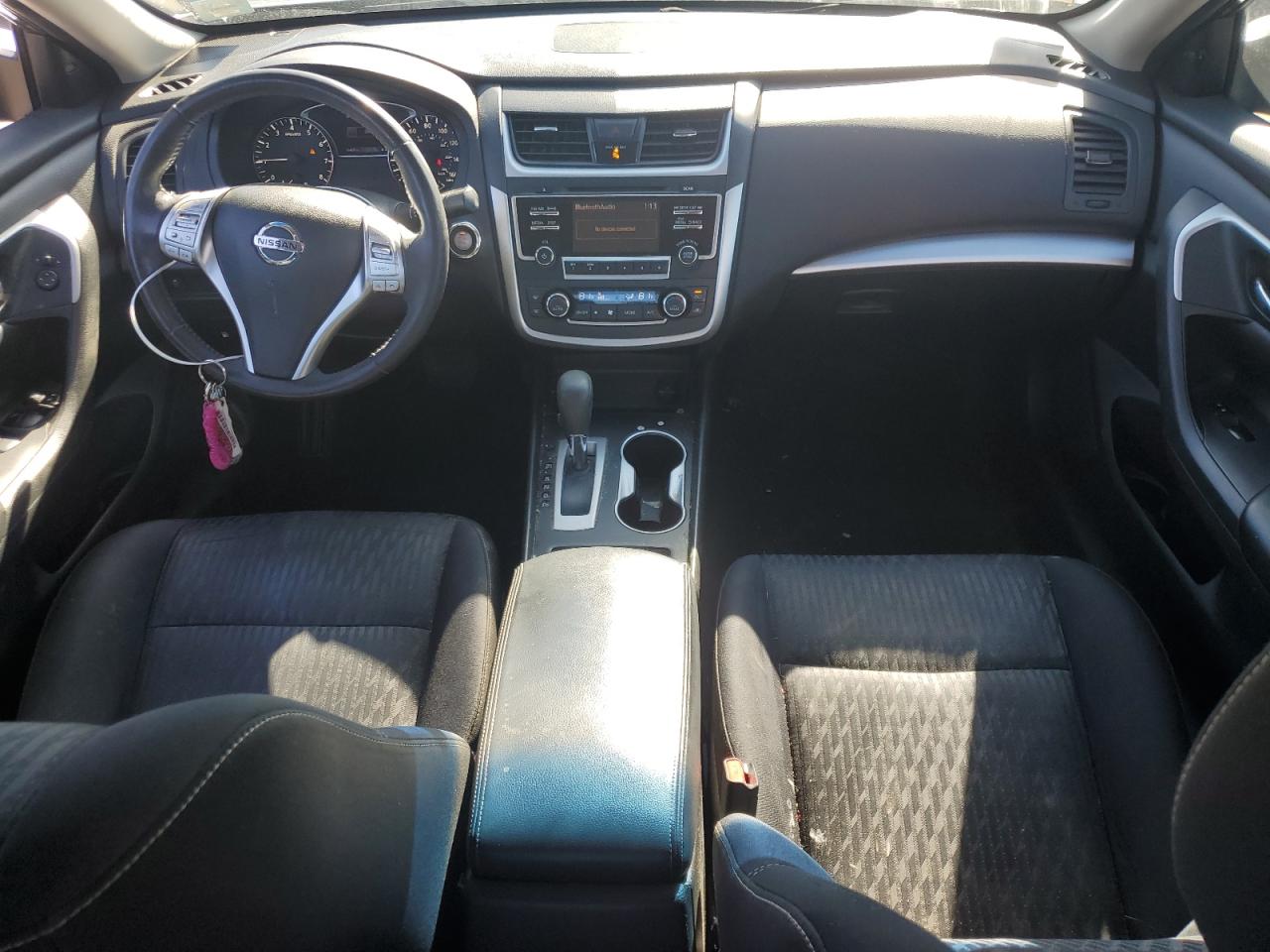 2017 Nissan Altima - Image 8