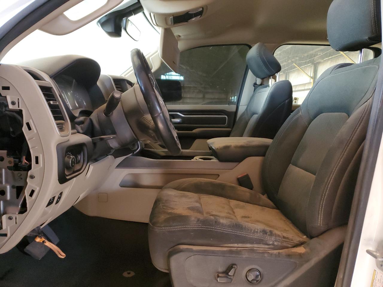 2020 RAM 1500 - Image 7
