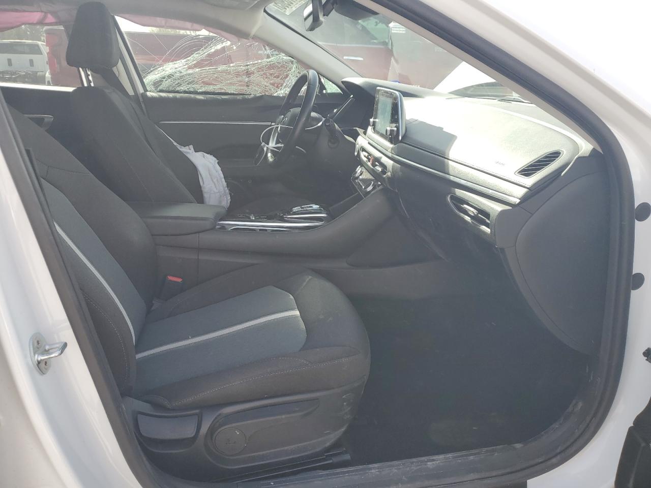 2020 Hyundai Sonata - Image 7