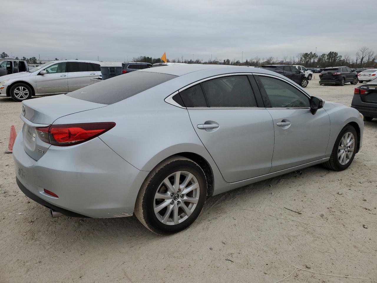 2016 Mazda 6 - Image 3