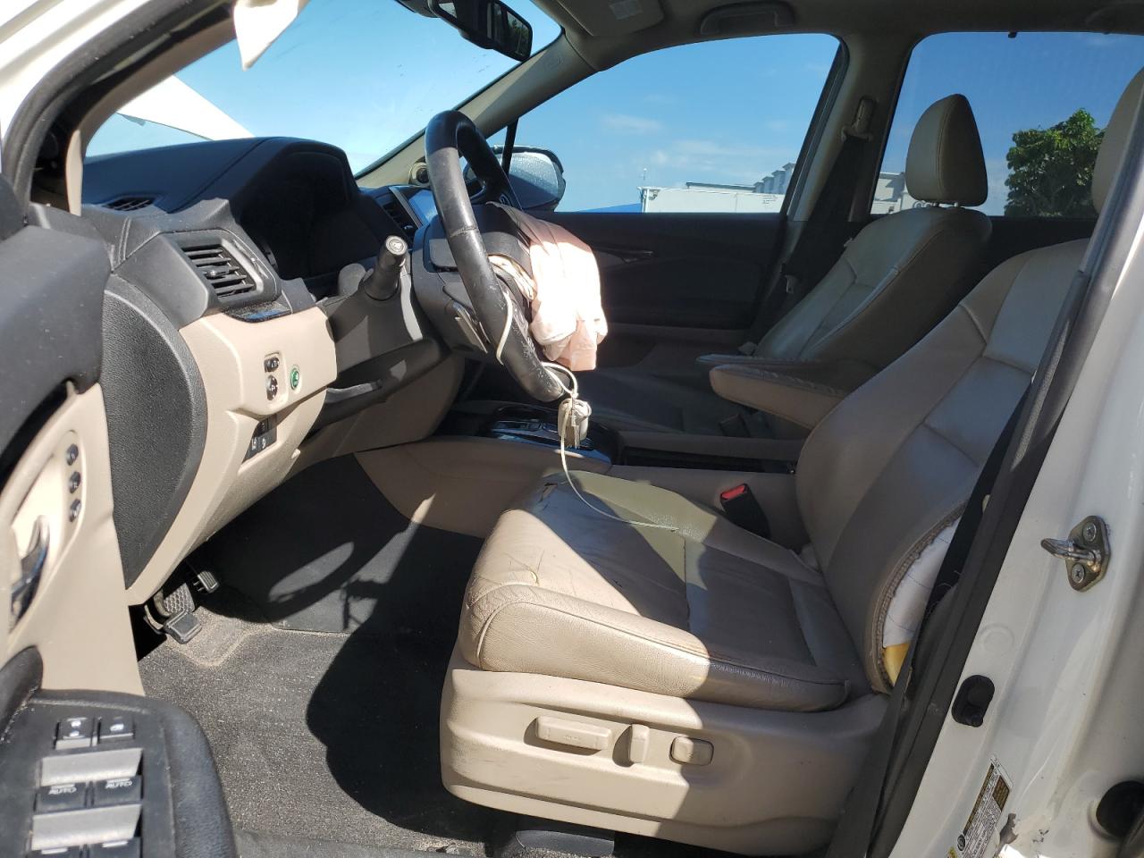 5FNYF5H96GB046932 HONDA PILOT 2016