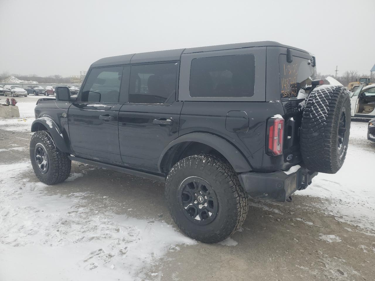 2022 Ford Bronco - Image 2