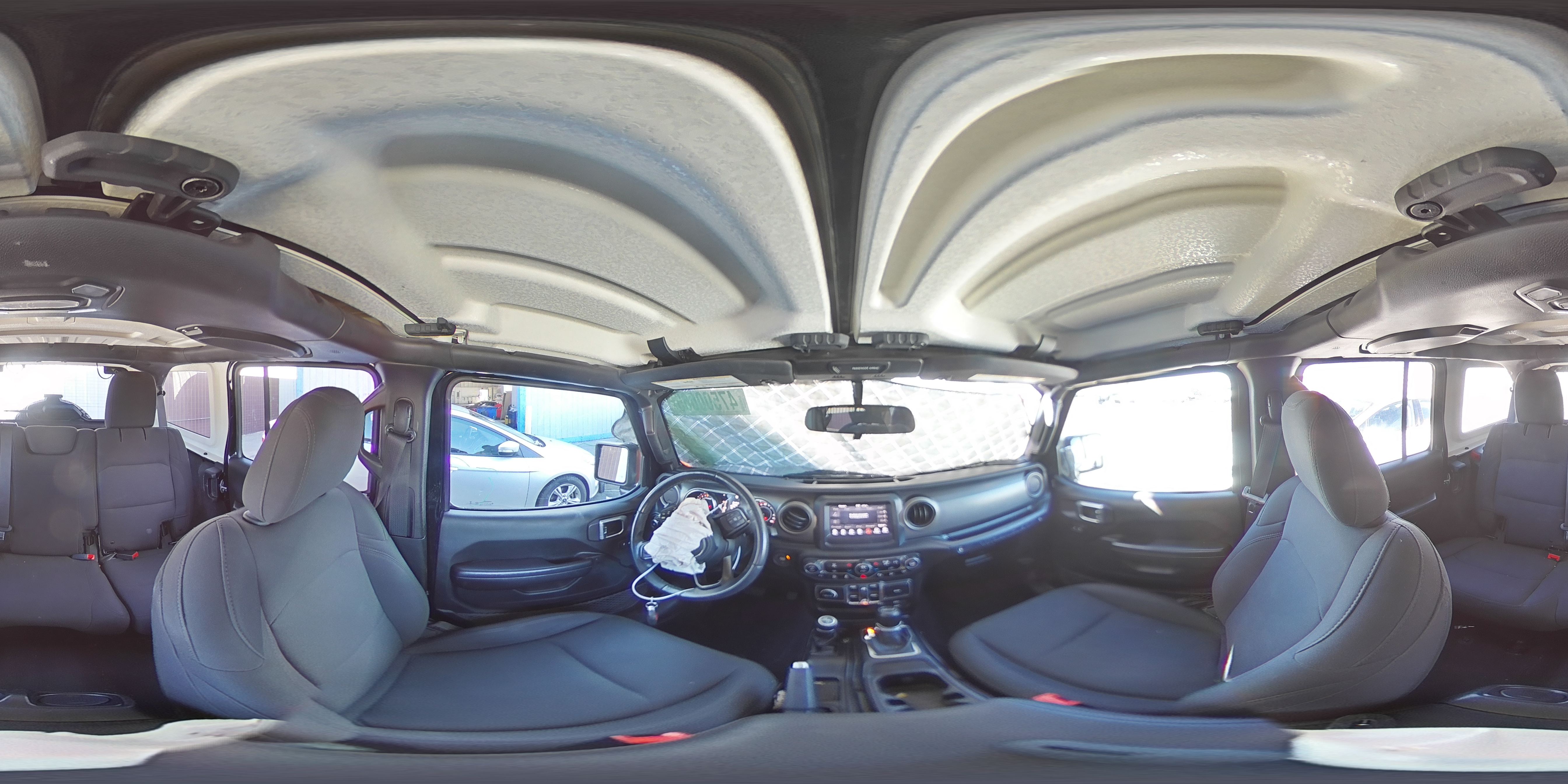 2018 Jeep Wrangler - Image 12