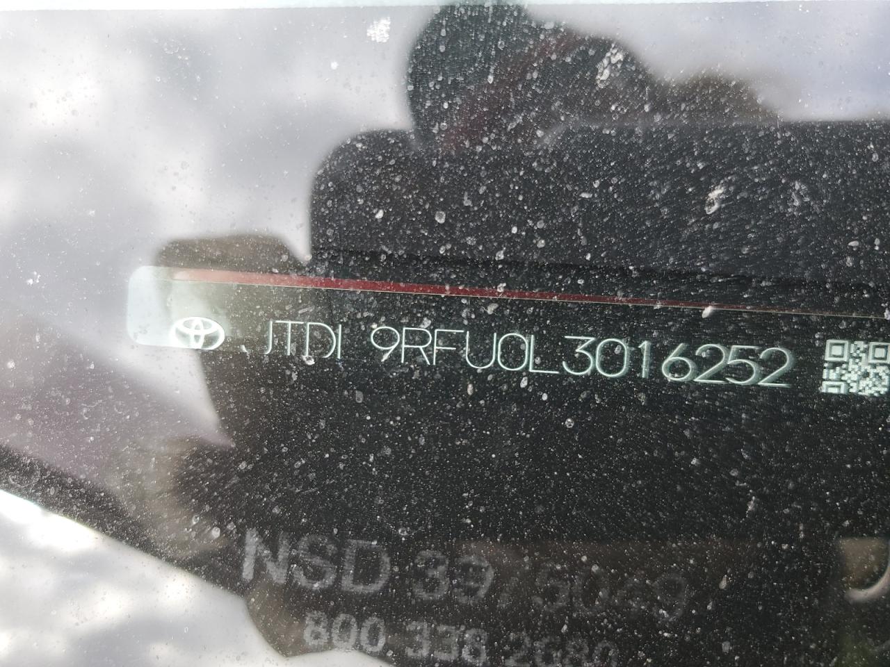 2020 Toyota Prius - Image 14