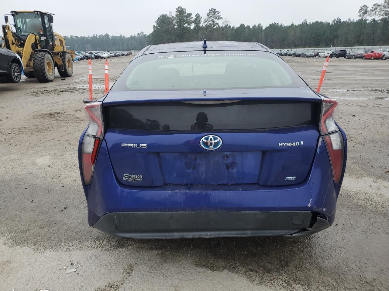 2016 Toyota Prius - Image 6