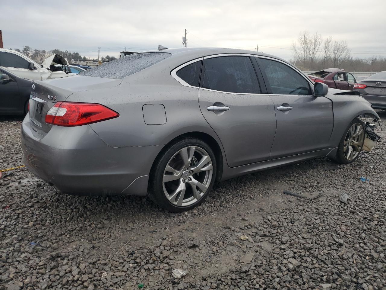 2012 Infiniti M - Image 3
