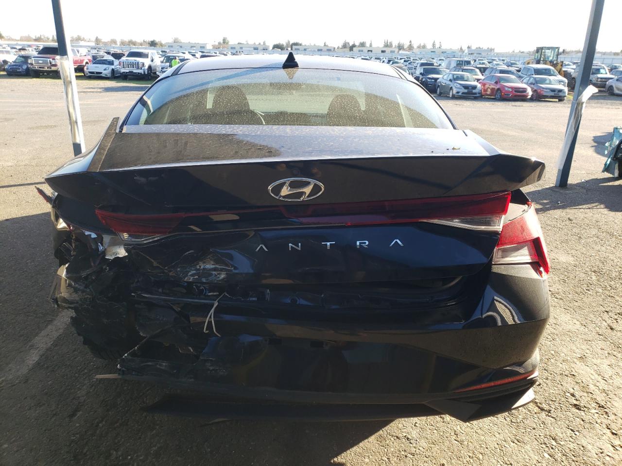 2021 Hyundai Elantra - Image 6