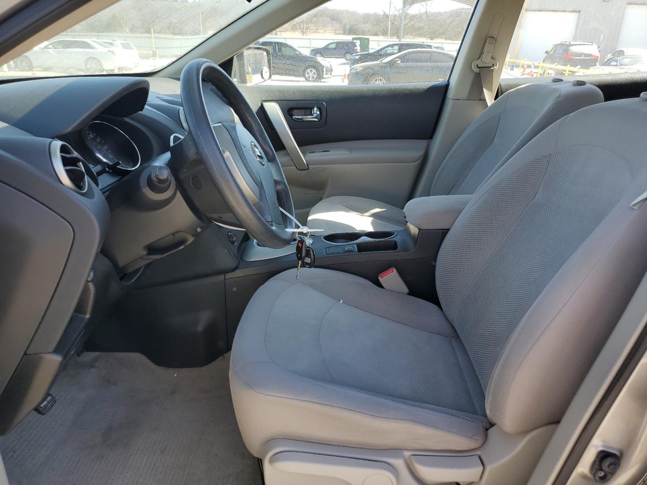 2014 Nissan Rogue - Image 7
