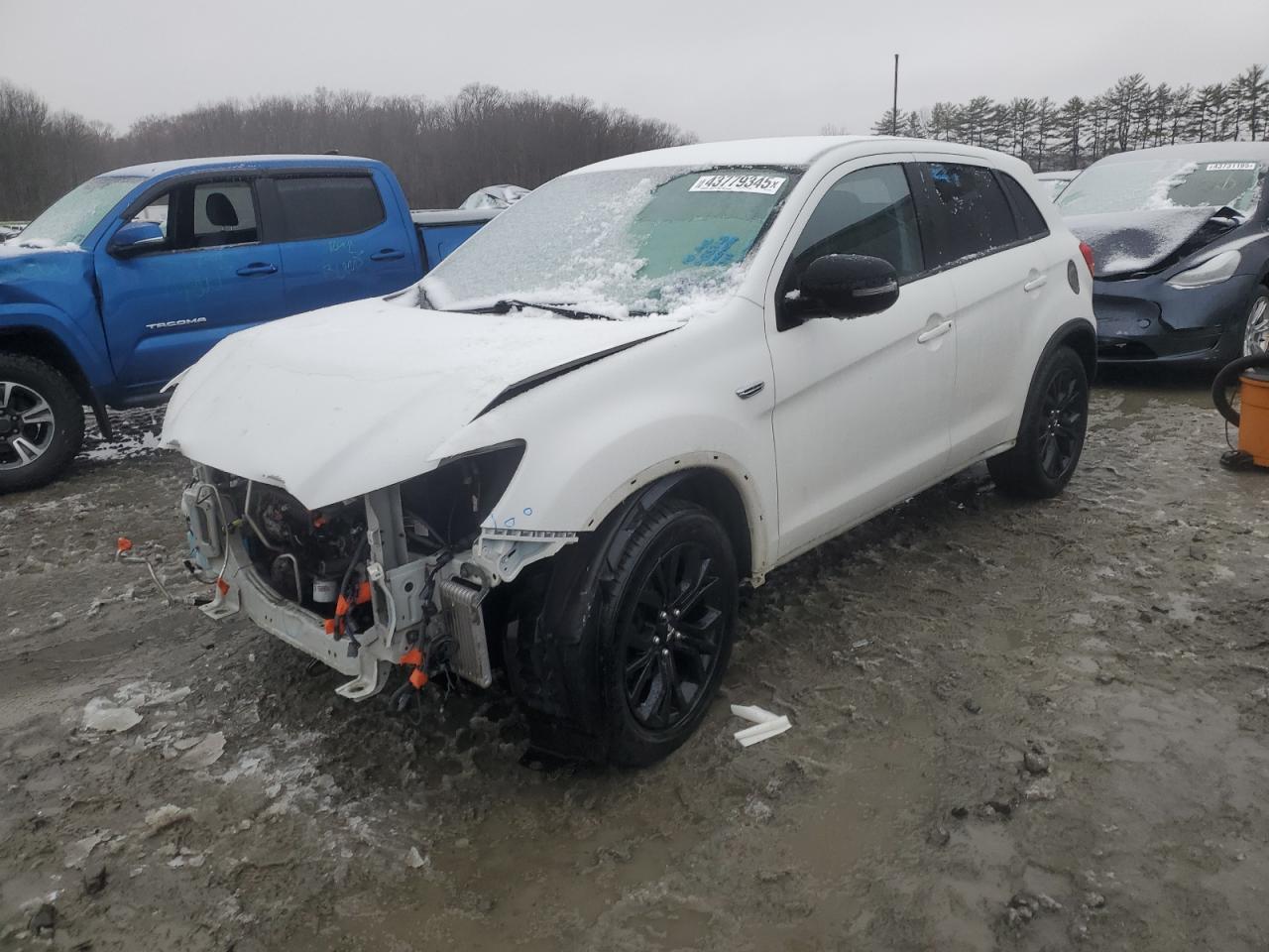 2019 Mitsubishi Outlander - Image 1