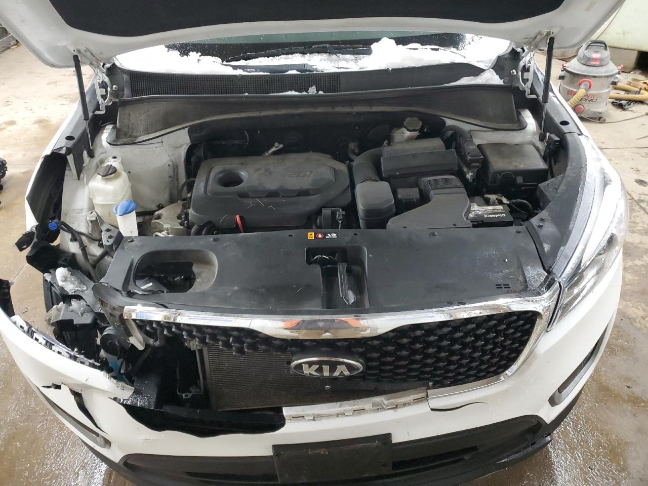 2016 Kia Sorento - Image 12