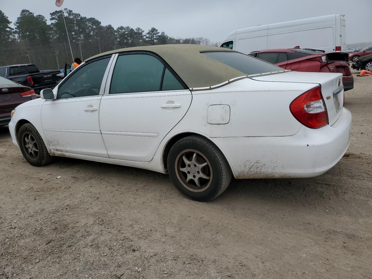2002 Toyota Camry - Image 2