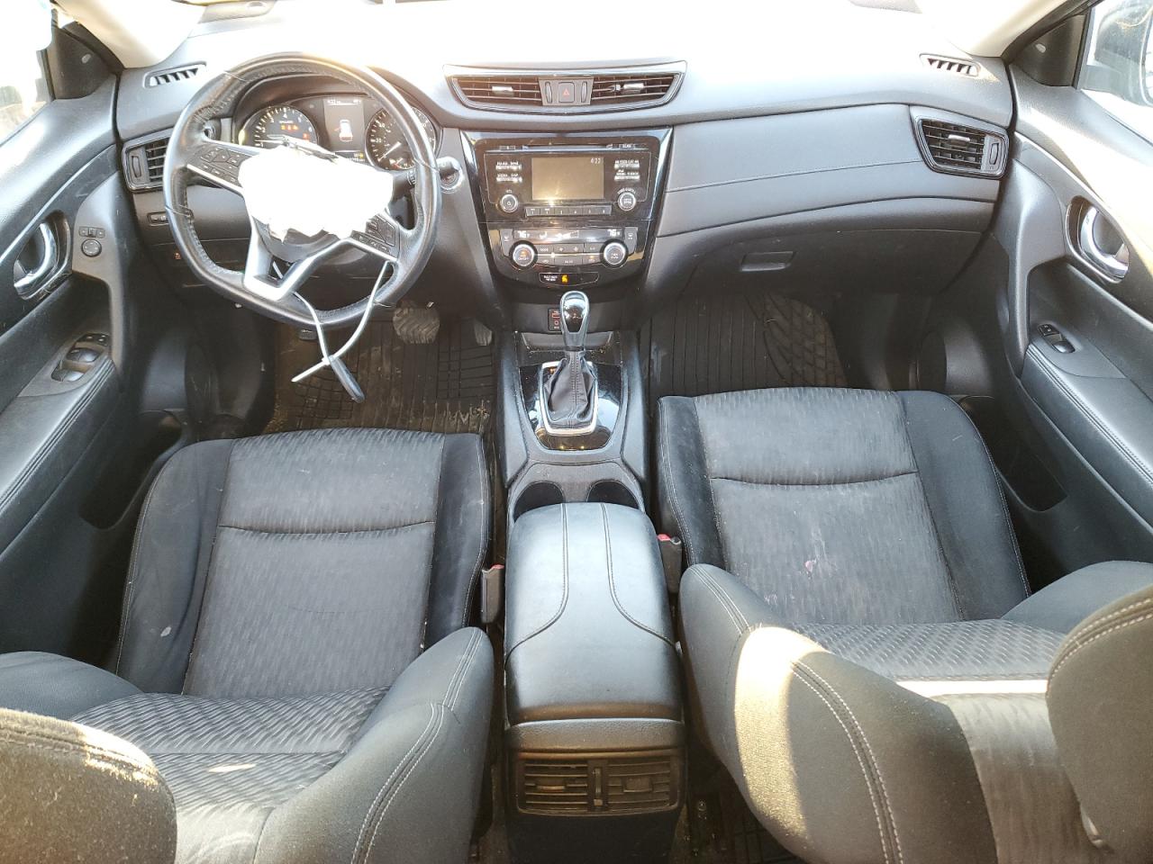 JN8AT2MV6HW010610 NISSAN ROGUE 2017