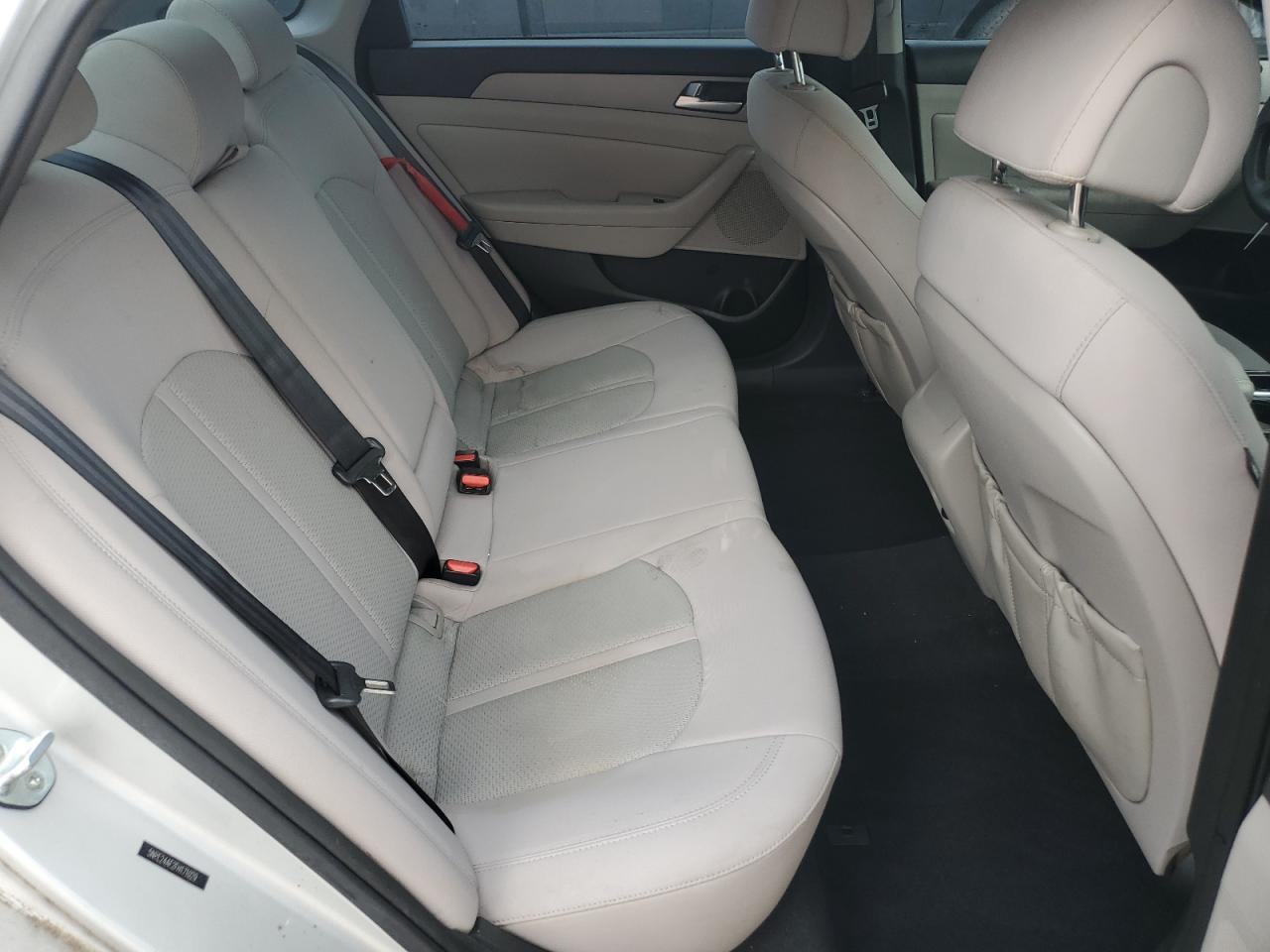 2015 Hyundai Sonata - Image 10