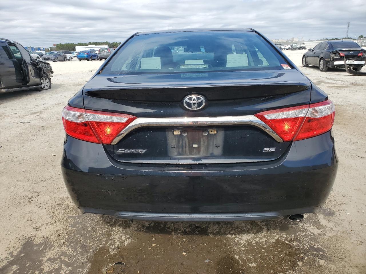 2016 Toyota Camry - Image 6