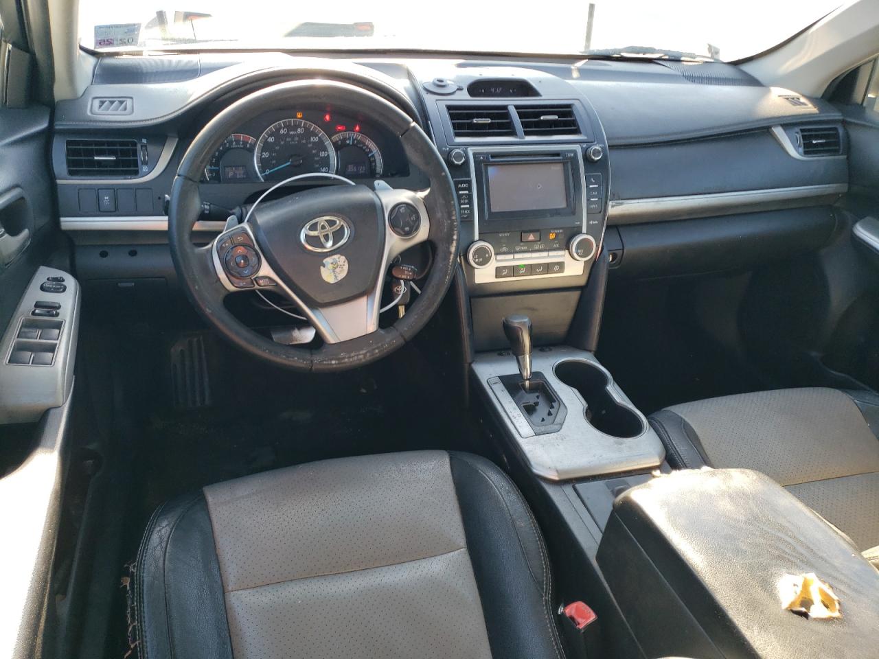2012 Toyota Camry - Image 8