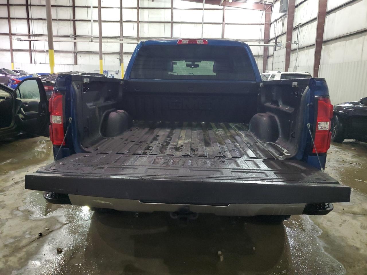 2015 GMC Sierra - Image 6