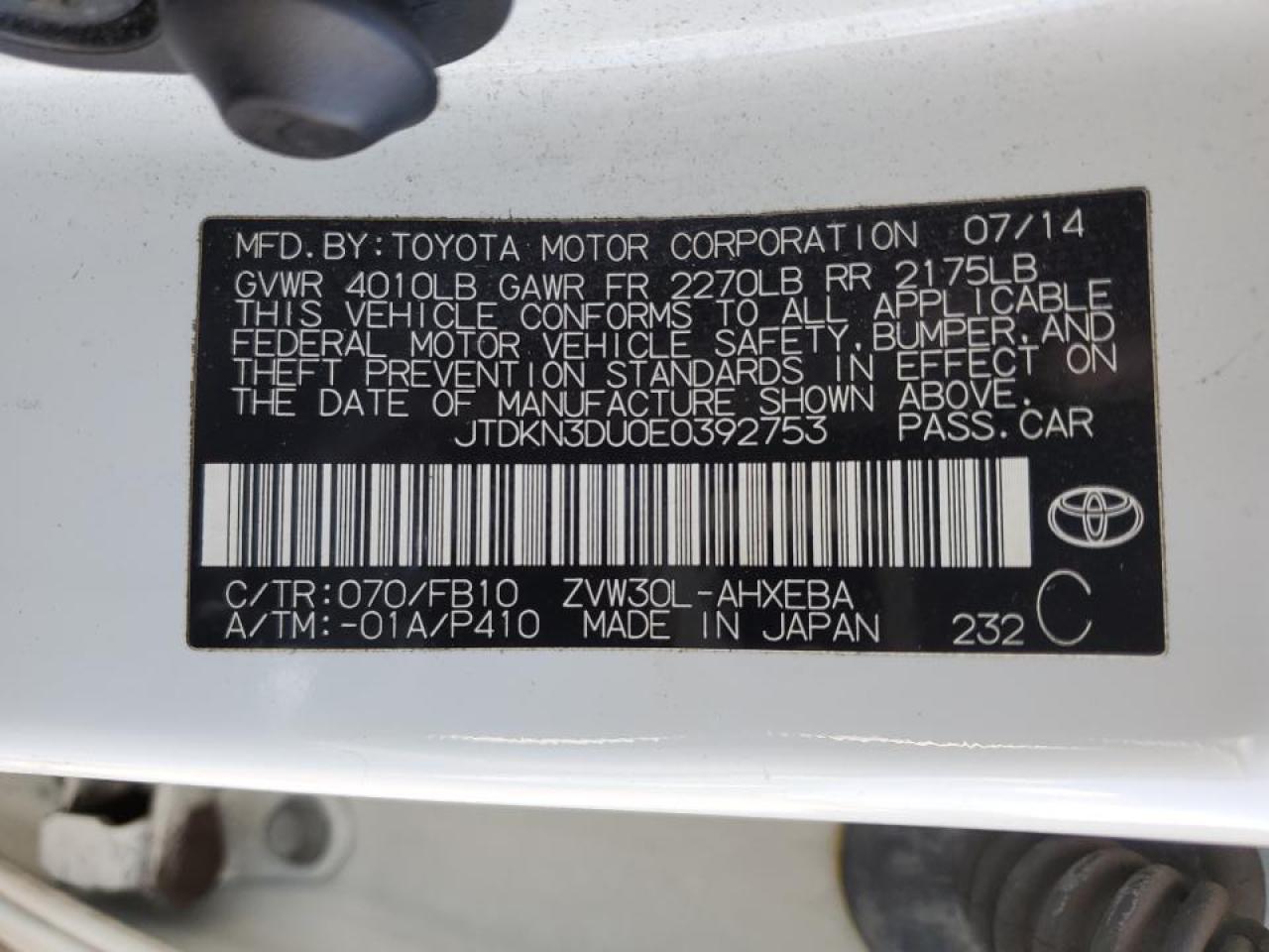 2014 Toyota Prius - Image 13
