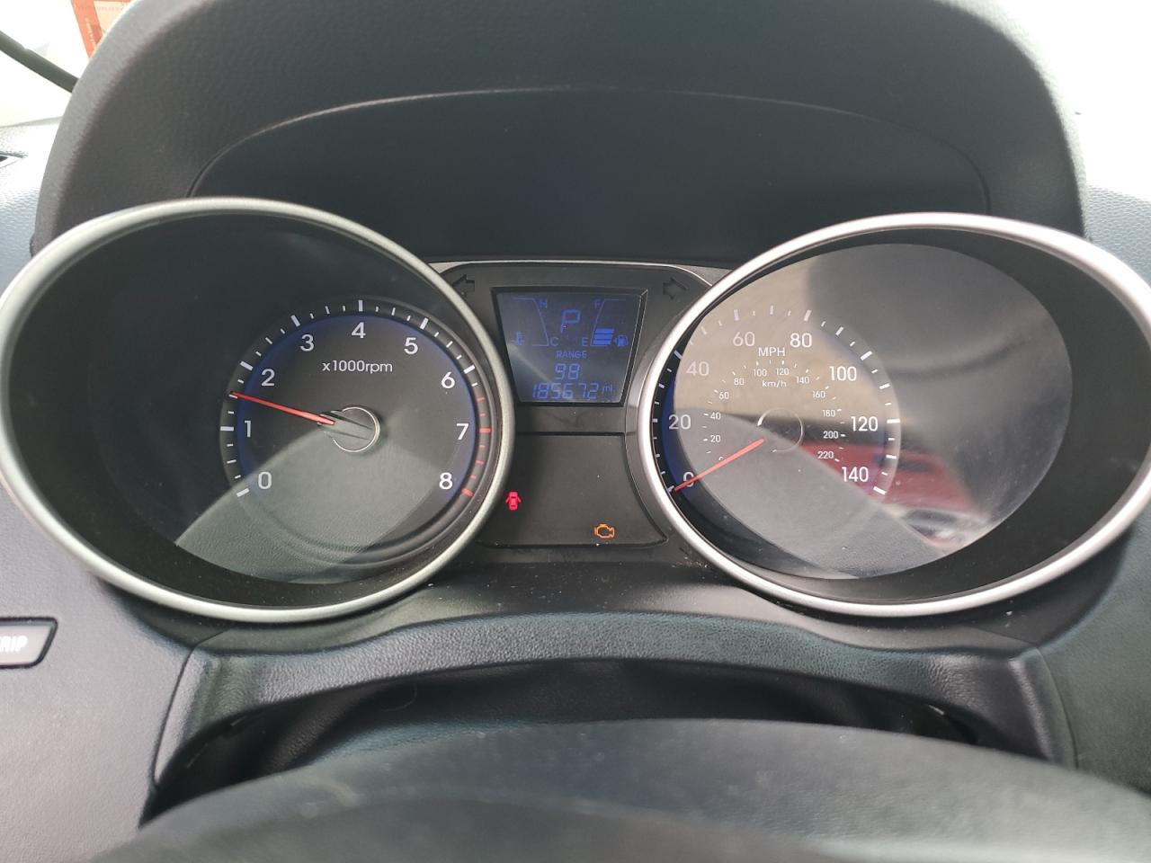 2012 Hyundai Tucson - Image 9