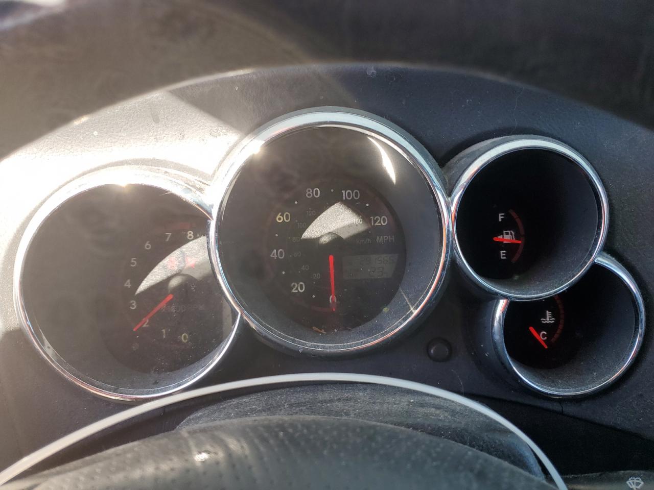 2007 Pontiac Vibe - Image 9