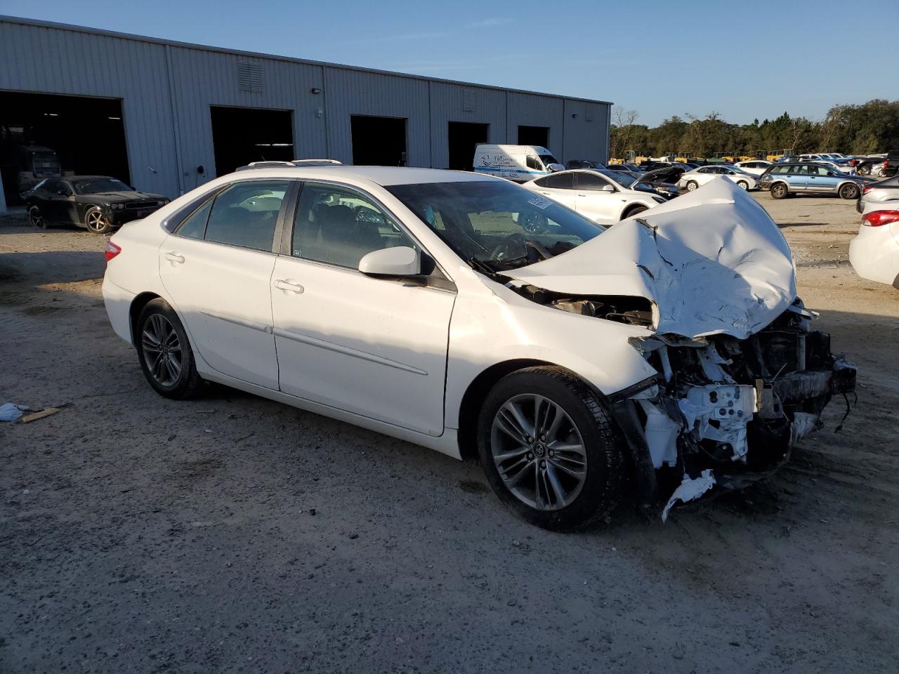 2016 Toyota Camry - Image 4