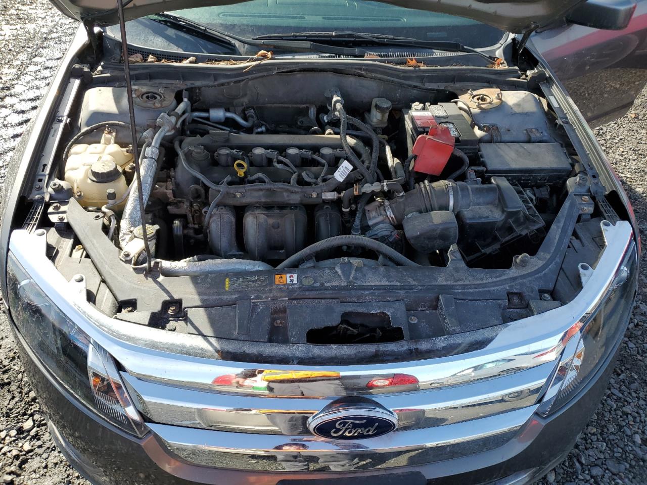2010 Ford Fusion - Image 11
