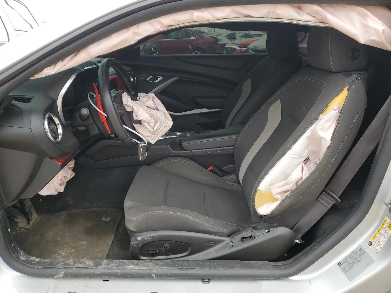2016 Chevrolet Camaro - Image 7
