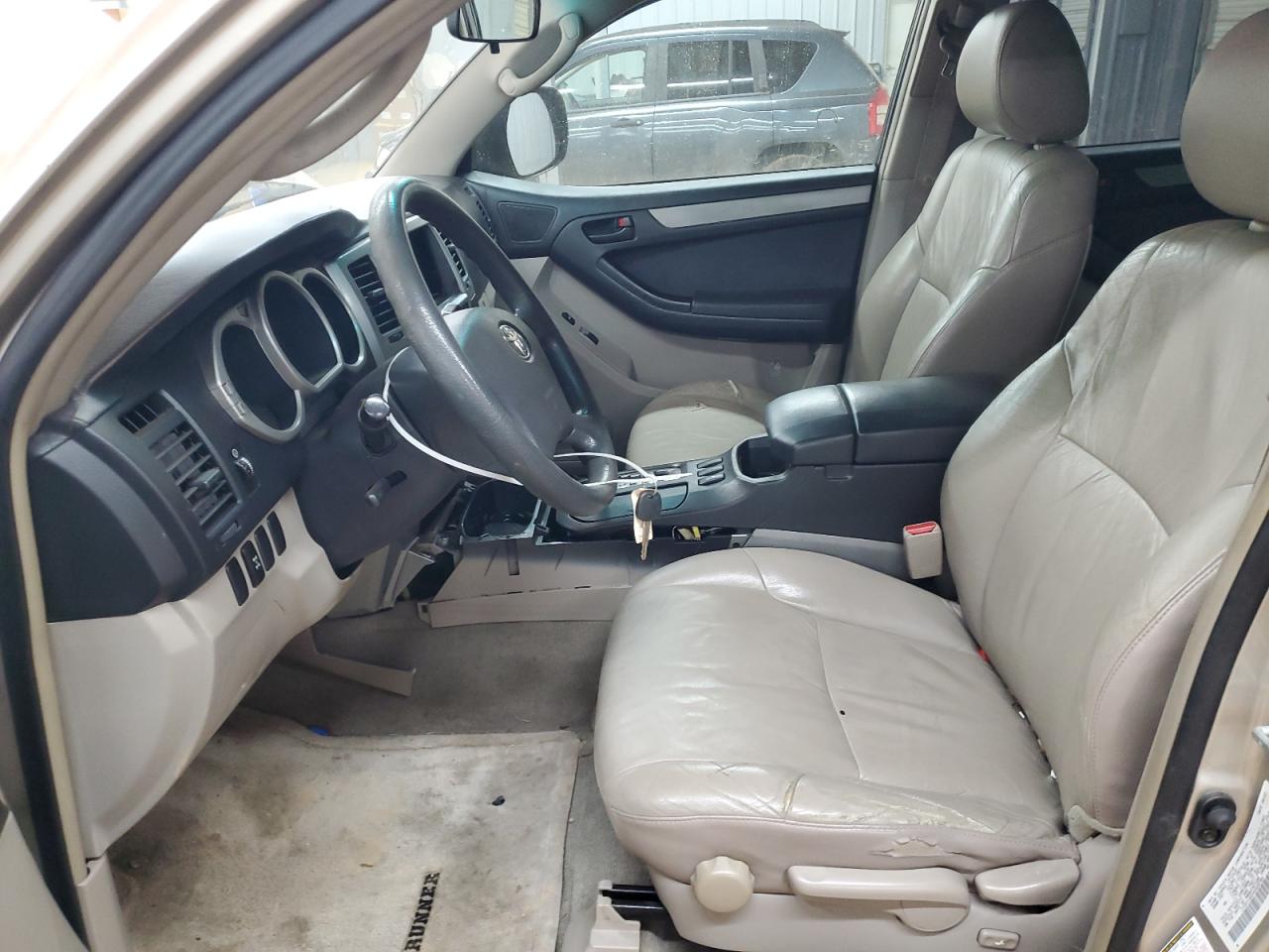 2004 Toyota 4Runner - Image 7