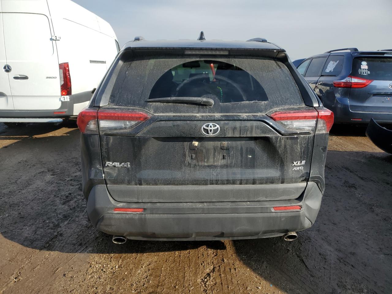 2019 Toyota RAV 4 - Image 6