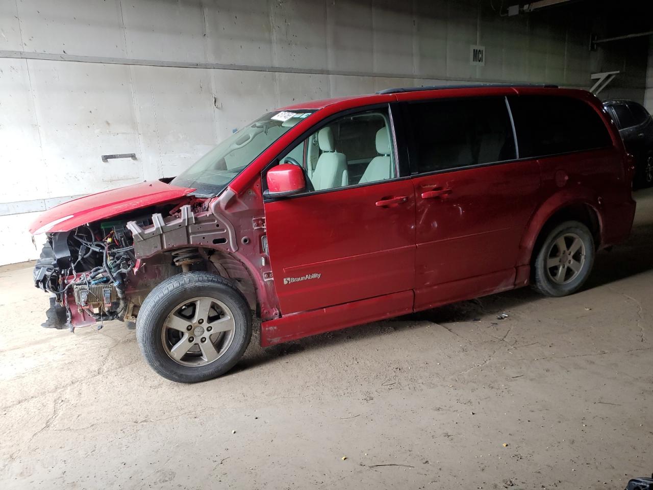 2012 Dodge Caravan - Image 1